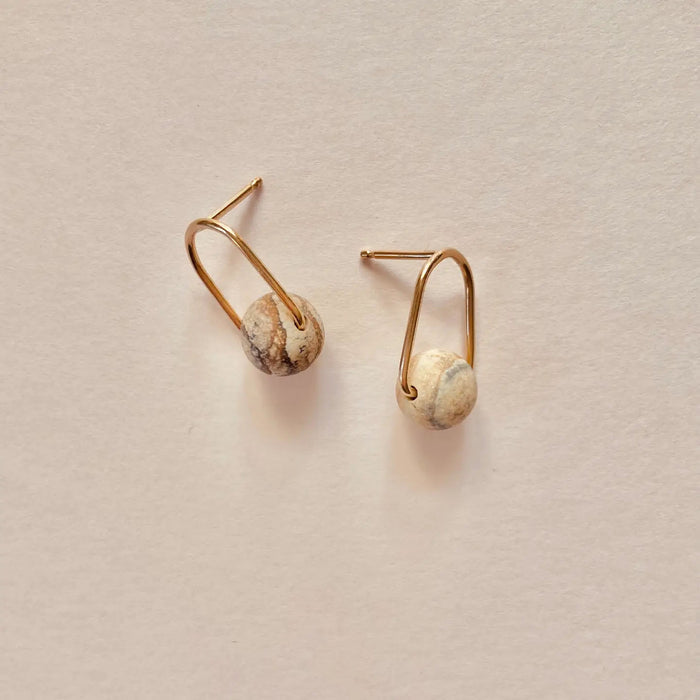 Cove stud earrings