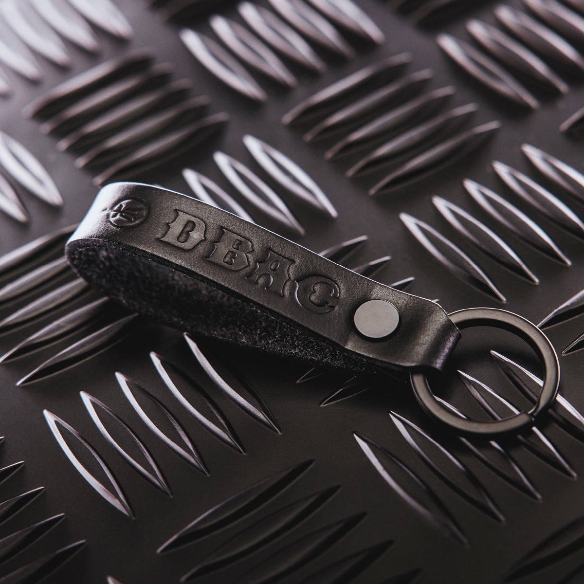 LEATHER LOOP DBAC KEYRING