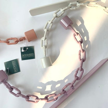 Chain U Candleholder