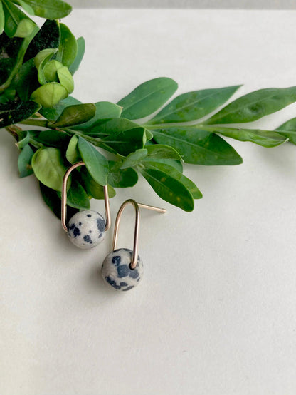 Cove stud earrings