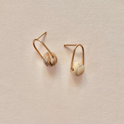 Cove stud earrings