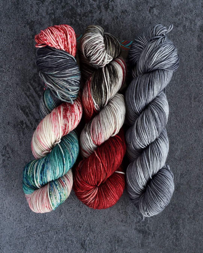 Destination Yarn Knitting Kit Lake Shore Shawl Kit